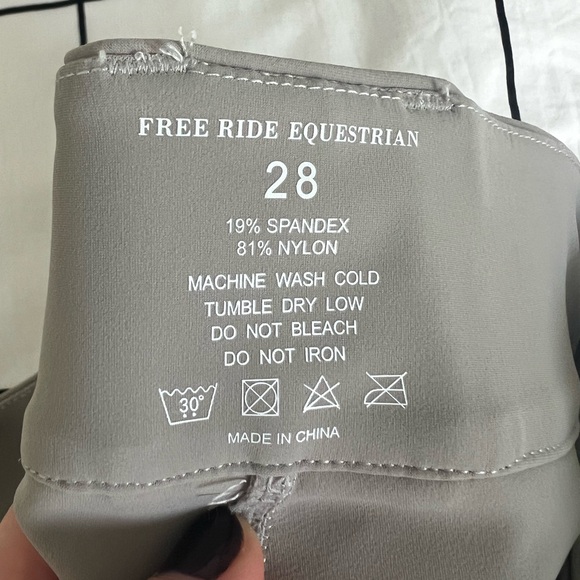 FREE RIDE EQUESTRIAN PRO SPARKLE WATERPROOF. Brand new never worn SIZE 28. - Picture 3 of 6